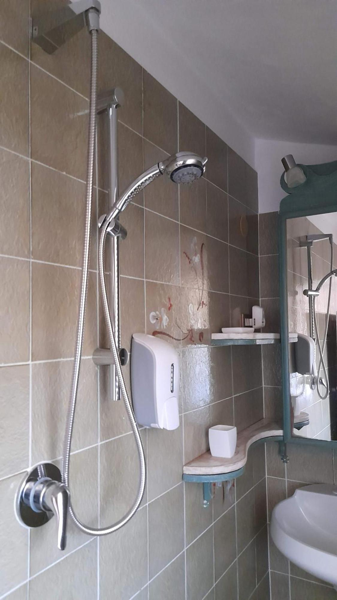 קאפוטרה Invit Arti B&B חדר תמונה